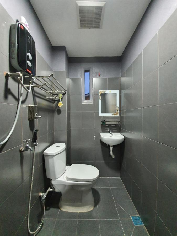 Assalam Hotel Kota Bharu Bagian luar foto